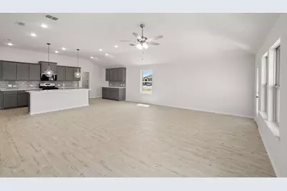 1912 Seminole Drive, Cleburne, TX 76033 - Photo 11