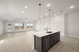 1912 Seminole Dr, Cleburne, TX 76033 - Photo 9