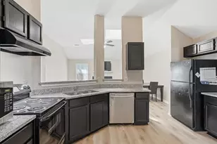 1133 Walnut Hill Ln, DeSoto, TX 75115 - Photo 9