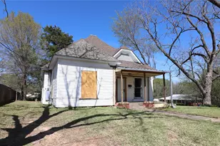 219 E Jordan St, Grand Saline, TX 75140 - Photo 3