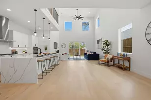 623 Parkview Ave, Dallas, TX 75223 - Photo 11