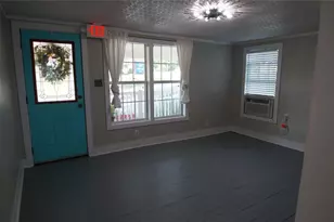 402 E College St, Canton, TX 75103 - Photo 11