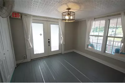 402 E College Street, Canton, TX 75103 - Photo 17