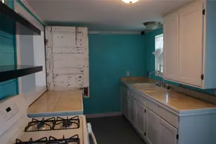 402 E College St, Canton, TX 75103 - Photo 15