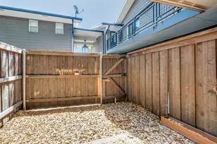 10211 Regal Oaks Dr, Dallas, TX 75230 - Photo 21