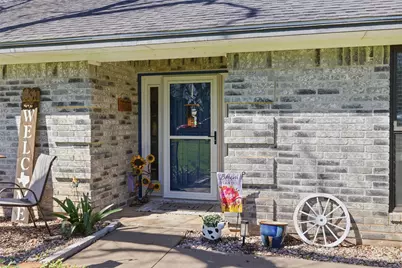 8715 S Monticello Circle, Granbury, TX 76049 - Photo 5