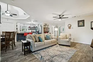 8715 S Monticello Cir, Granbury, TX 76049 - Photo 5