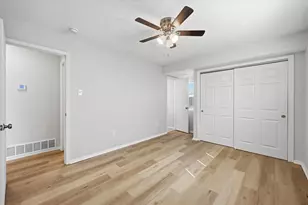 3833 Finley Rd, Irving, TX 75062 - Photo 13