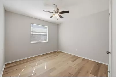 3833 Finley Road, Irving, TX 75062 - Photo 11