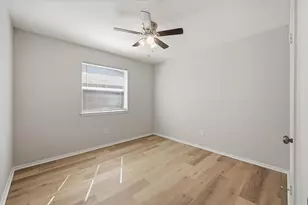 3833 Finley Rd, Irving, TX 75062 - Photo 11