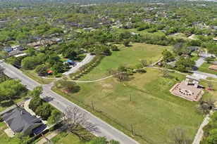 3168 Jane Ln, Haltom City, TX 76117 - Photo 31