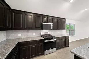 2817 Hay Lane, Midlothian, TX 76065 - Photo 7