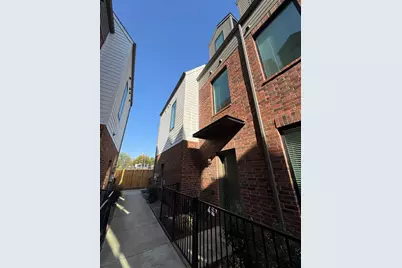 114 E Chester Court, Dallas, TX 75203 - Photo 27