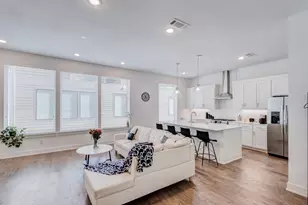 114 E Chester Ct, Dallas, TX 75203 - Photo 9