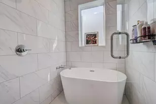 114 E Chester Ct, Dallas, TX 75203 - Photo 23