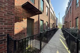 114 E Chester Ct, Dallas, TX 75203 - Photo 31