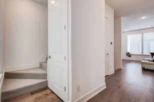 114 E Chester Ct, Dallas, TX 75203 - Photo 17