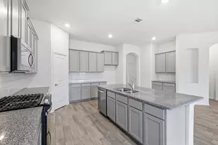 11305 Aspen Trl, Aubrey, TX 76227 - Photo 11