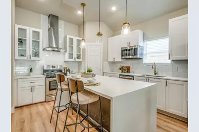 929 S Marlborough Avenue, Dallas, TX 75208 - Photo 11