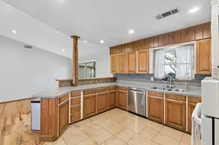 100 Swisher Rd, Shady Shores, TX 76208 - Photo 11