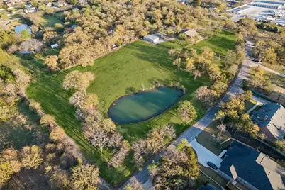 100 Swisher Road, Shady Shores, TX 76208 - Photo 33