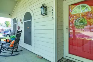 216 NE Cindy Ln, Burleson, TX 76028 - Photo 5