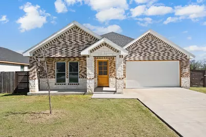 809 S Adelaide Street, Terrell, TX 75160 - Photo 1