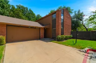 1600 Brentwood Dr, Irving, TX 75061 - Photo 1