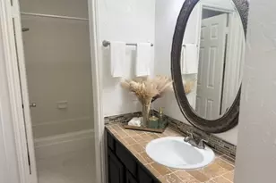 1600 Brentwood Dr, Irving, TX 75061 - Photo 7