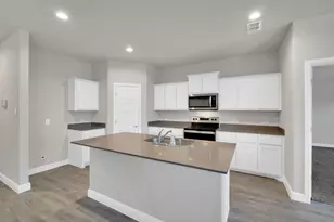 1704 Battery Pk Dr, Alvarado, TX 76009 - Photo 13