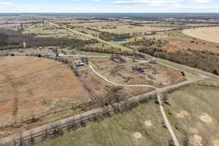 139 County Rd 4302, Greenville, TX 75401 - Photo 21
