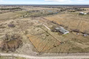 139 County Rd 4302, Greenville, TX 75401 - Photo 17