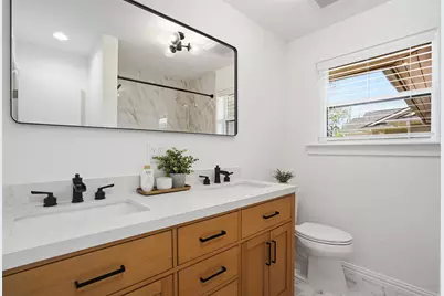 8834 Liptonshire Drive, Dallas, TX 75238 - Photo 13