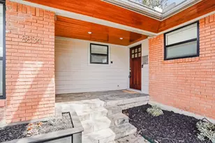 8834 Liptonshire Dr, Dallas, TX 75238 - Photo 17