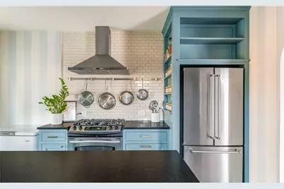 722 Tenna Loma Court, Dallas, TX 75208 - Photo 11