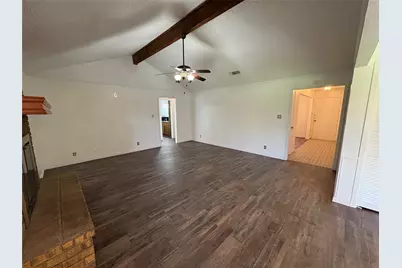 8111 Llano Avenue, Benbrook, TX 76116 - Photo 7