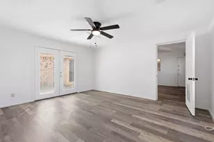 6958 Newberry Ct W, Fort Worth, TX 76120 - Photo 11