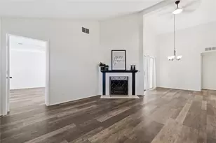 6958 Newberry Ct W, Fort Worth, TX 76120 - Photo 5