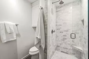 6939 Santa Monica Dr, Dallas, TX 75223 - Photo 19