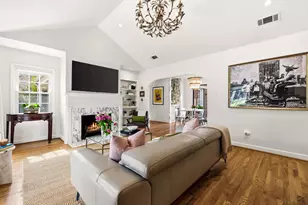 6939 Santa Monica Dr, Dallas, TX 75223 - Photo 9