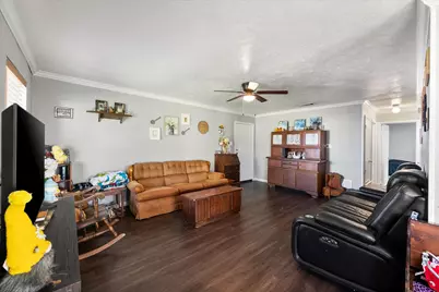 700 W 3rd Avenue, Corsicana, TX 75110 - Photo 5