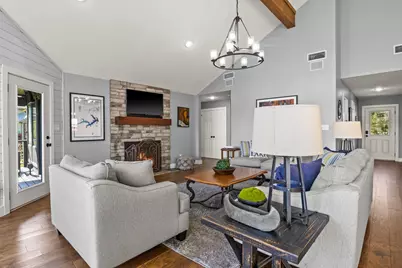 601 W Eagle Point Drive, Mount Vernon, TX 75686 - Photo 11