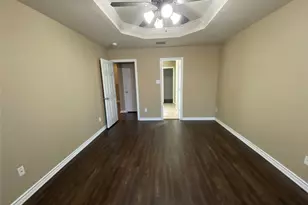 2745 Treasure Cove Dr, Lewisville, TX 75056 - Photo 11