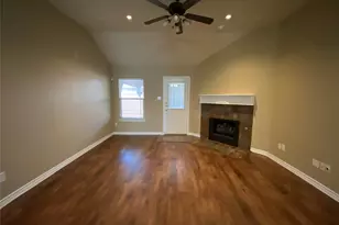 2745 Treasure Cove Dr, Lewisville, TX 75056 - Photo 5