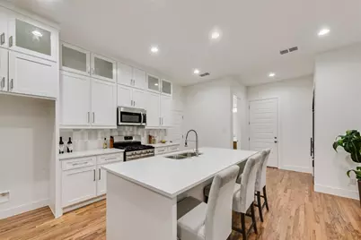 217 W Yarmouth Street, Dallas, TX 75208 - Photo 13