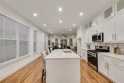 217 W Yarmouth Street, Dallas, TX 75208 - Photo 11