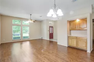 269 E Ridgegate Dr, Garland, TX 75040 - Photo 13