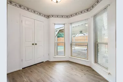 269 E Ridgegate Drive, Garland, TX 75040 - Photo 11
