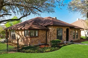 2408 Castle St, Irving, TX 75038 - Photo 33