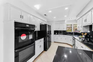 2408 Castle St, Irving, TX 75038 - Photo 11